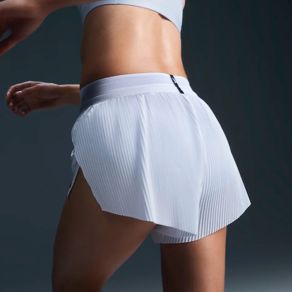 Nike Aeroswift shorts
